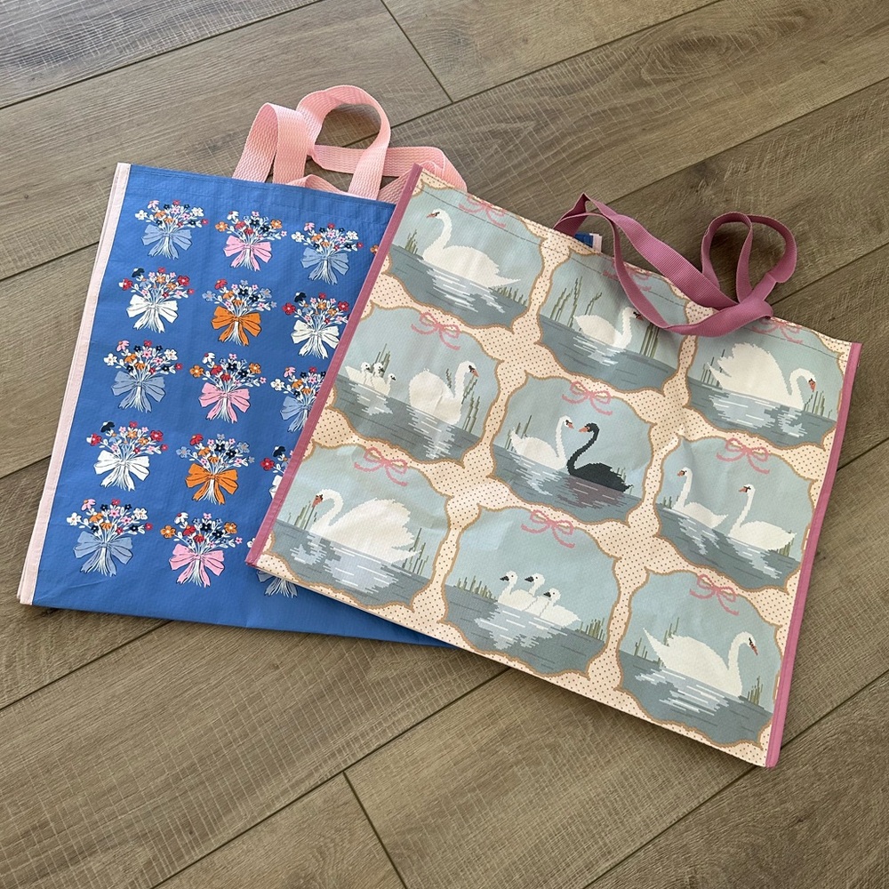 Homegoods TJMaxx Marshalls Viral Girly Reusable Shopper Tote Bags Set of 2 NWOT